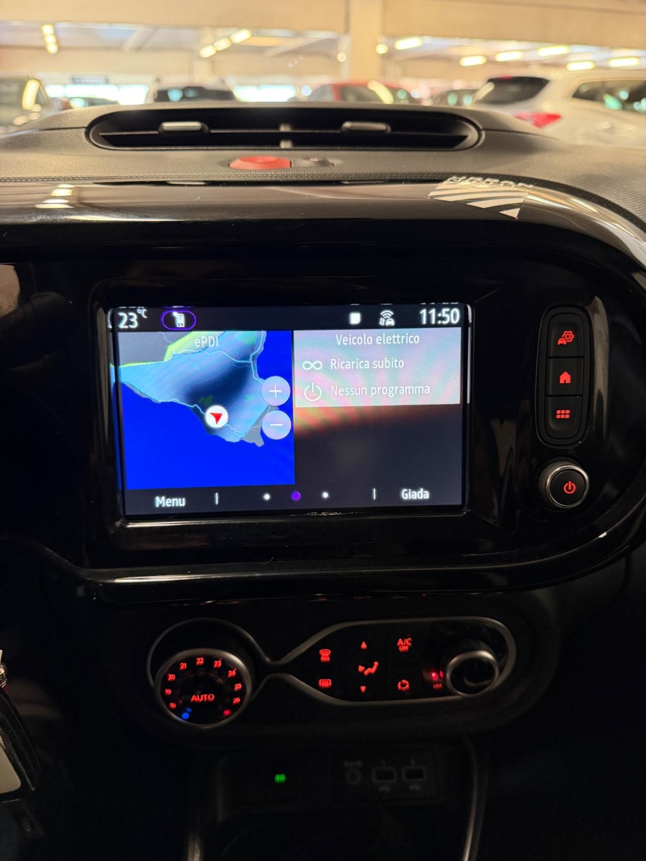 Renault Twingo Electric Urban Night