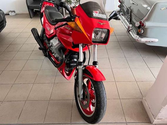 Moto Guzzi V 65 Lario