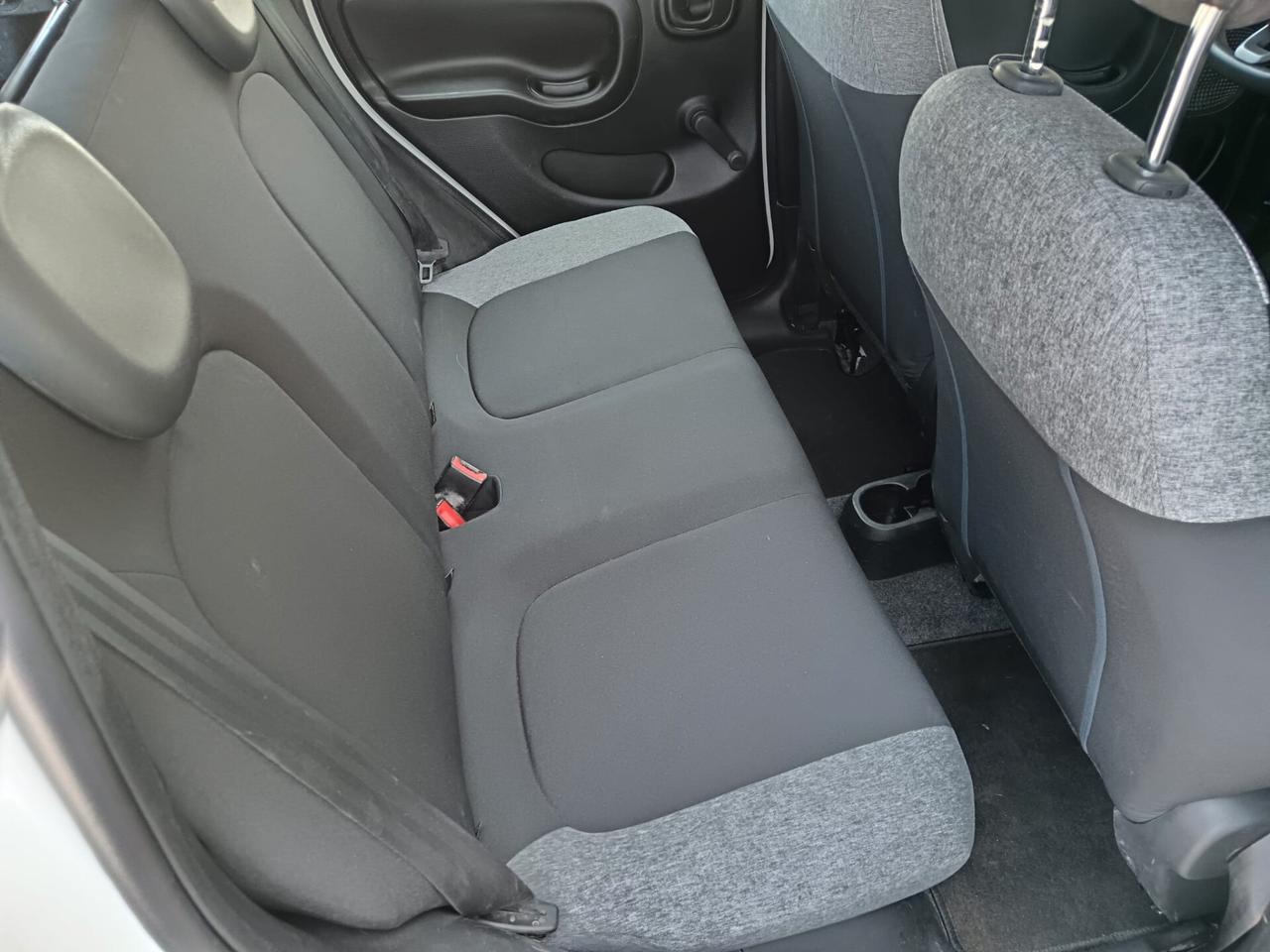 Fiat Panda 1.0 GSE S&S Hybrid Street Van 4 posti