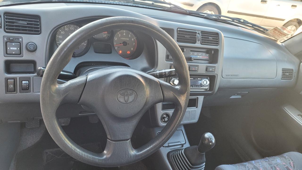 Toyota RAV 4 Benzina 4x4 .. Cinghia distribuzione appena fatta..