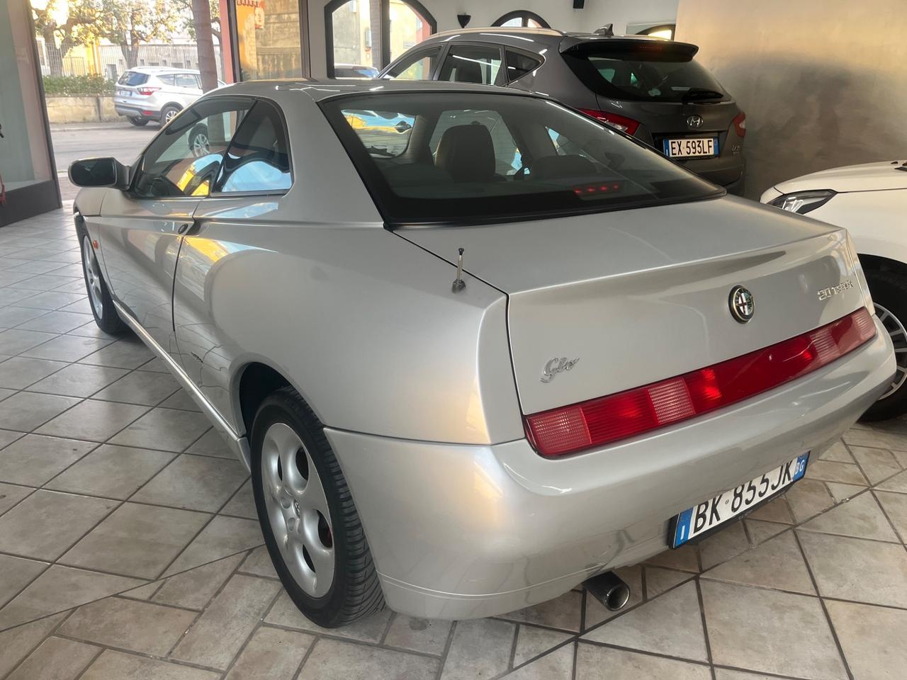 Alfa Romeo GTV 2.0i 16V Twin Spark cat L