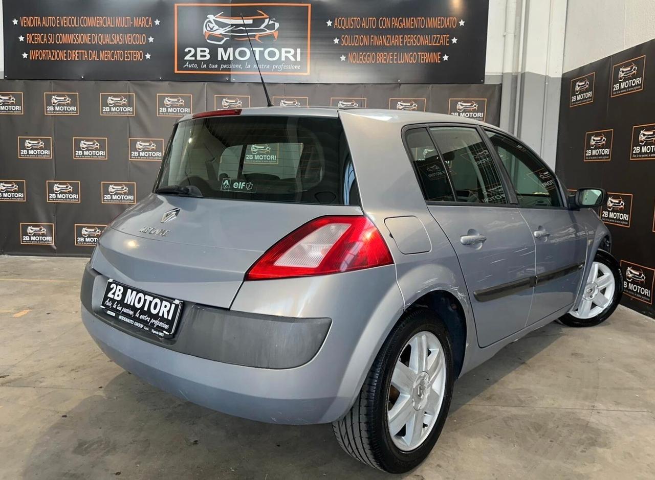 Renault Megane Mégane 1.5 dCi/100CV 5 porte Confort Dynamique