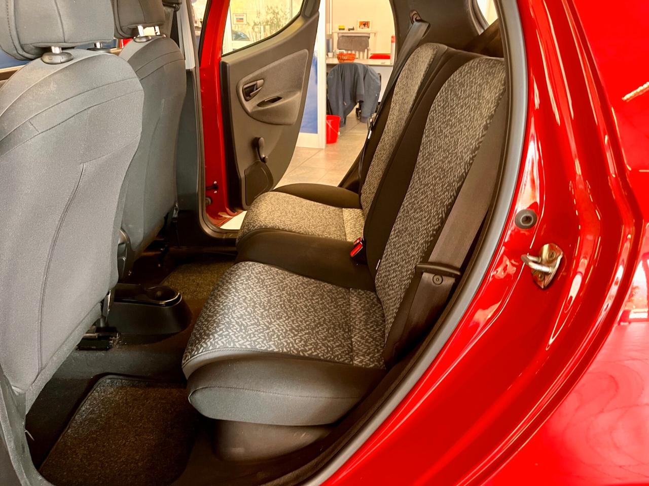 Lancia Ypsilon 1.2 69 CV 5 porte S&S Gold