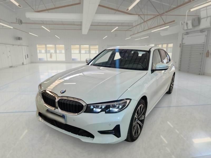 BMW 320 XDRIVE 48V BUSINESS ADVANT. AUT. 4 PORTE BERLINA