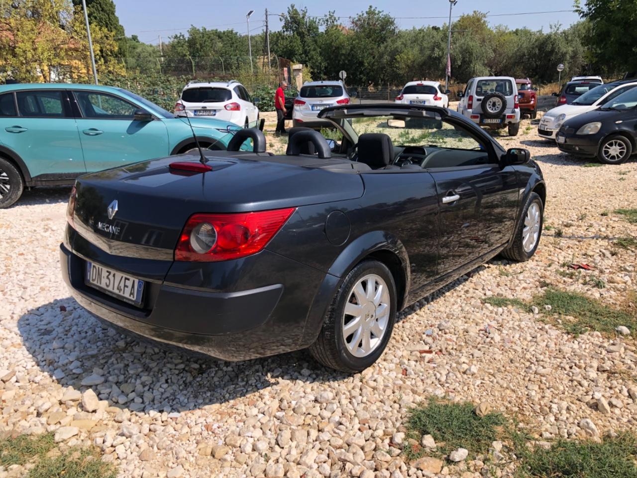 Renault Megane Mégane C-C 1.5 dCi/105CV Dynamique