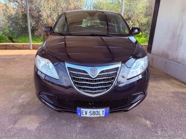 LANCIA Ypsilon 0.9 T.Air 85CV 5p. Met.Ec. Gold