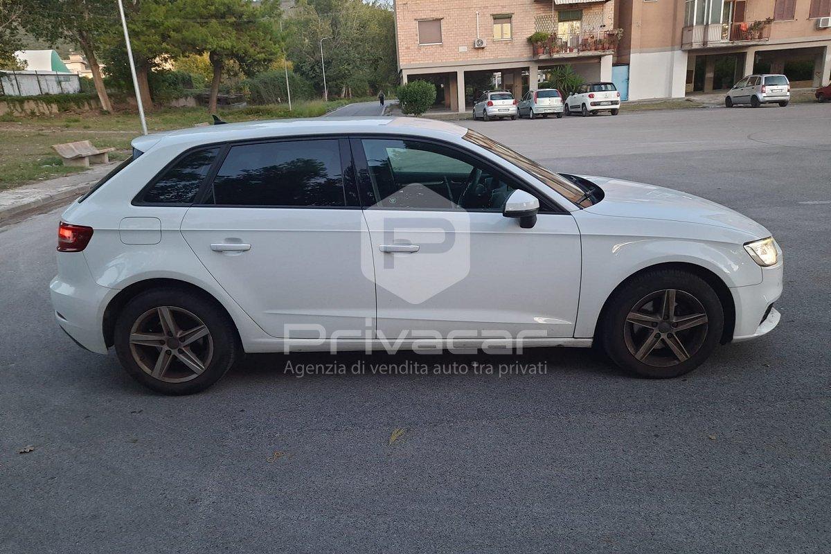 AUDI A3 1.6 TDI 116 CV S tronic Business
