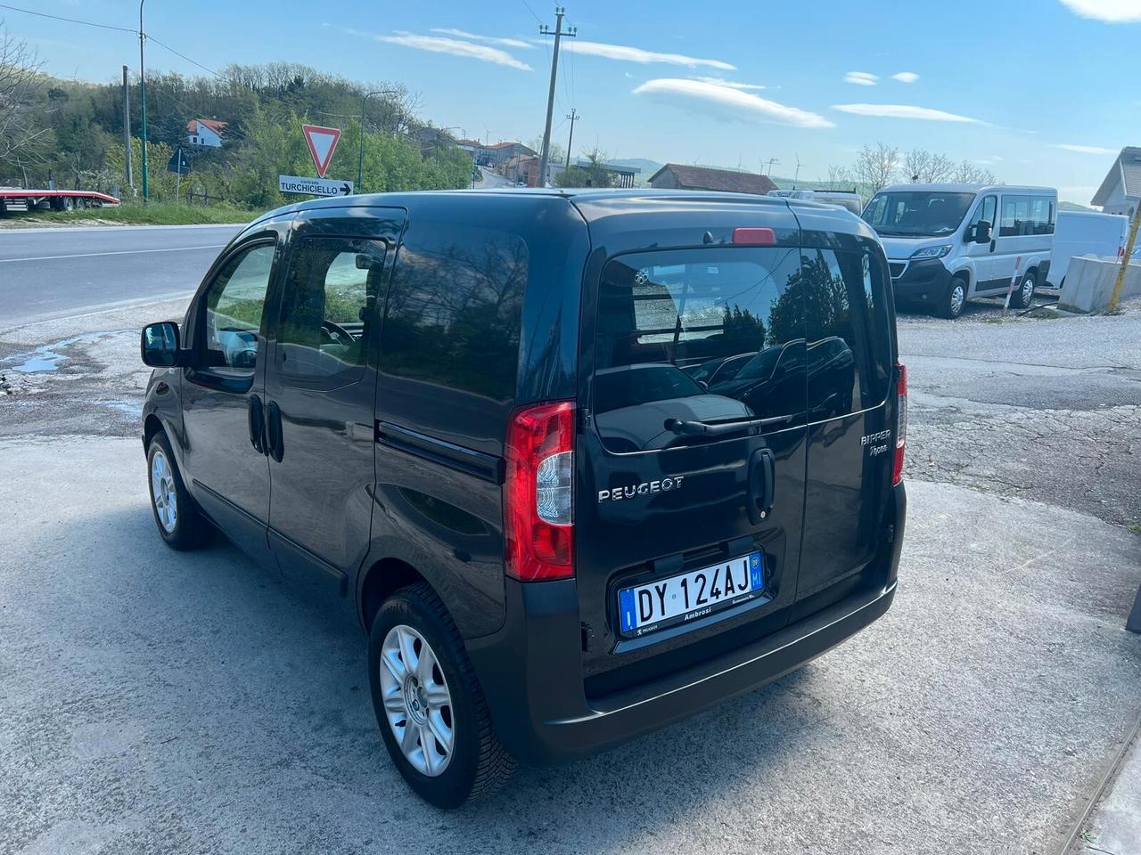 Peugeot Bipper Tepee 1.4 HDi 70cv AUTOCARRO CON POSTI