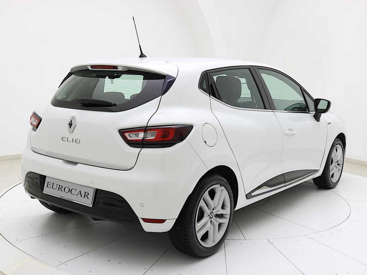 Renault Clio dCi 8V 75 CV 5 porte Moschino Zen
