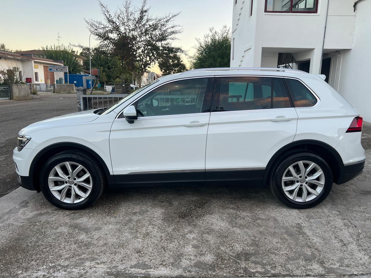 Volkswagen Tiguan 2.0 TDI DSG 4MOTION FULL OPT