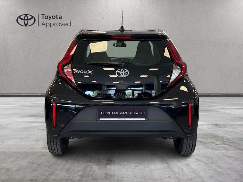 Toyota Aygo X 1.0B (72 CV) Active S-CVT
