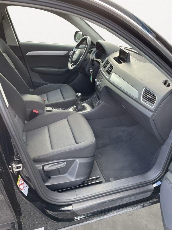 Audi Q3 2.0 TDI 120 CV Business