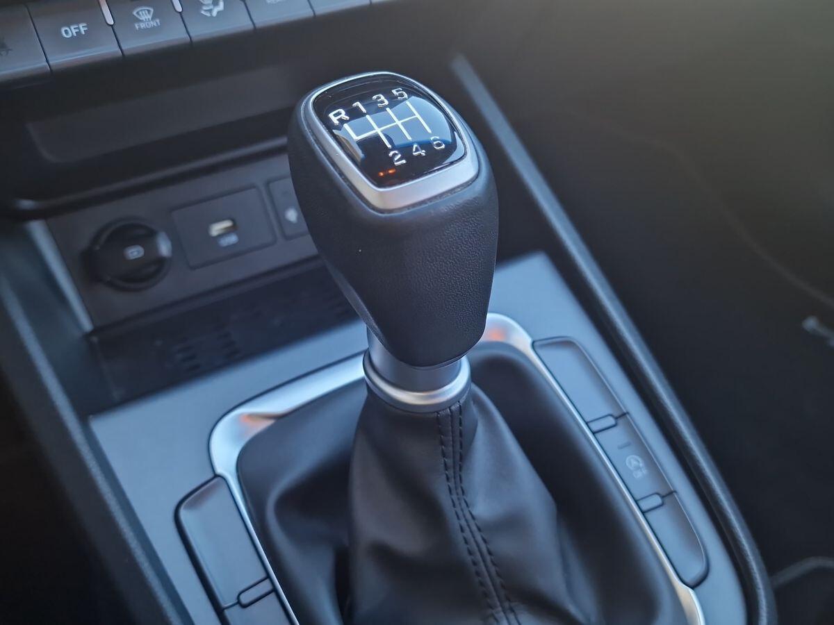 HYUNDAI KONA 1.0 HYBRID XLINE