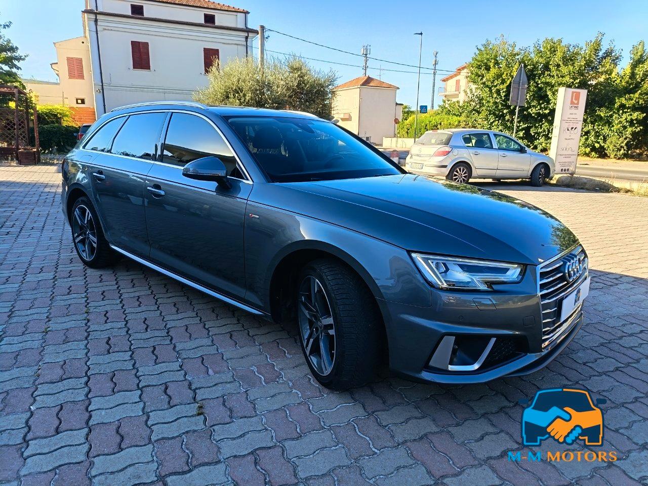 AUDI A4 S-LINE