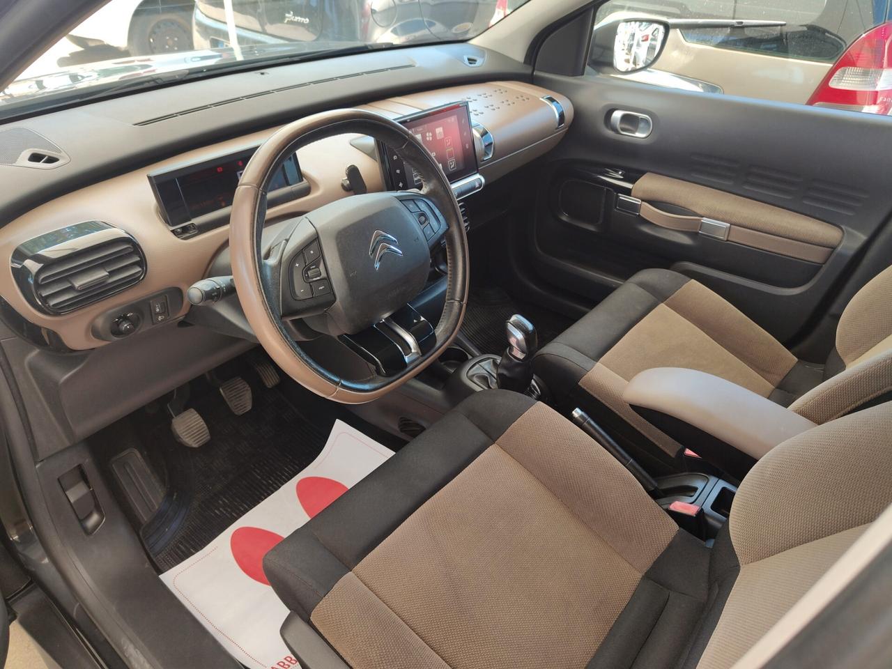 Citroen C4 Cactus 1.6 BlueHDi 100cv S&S Shine