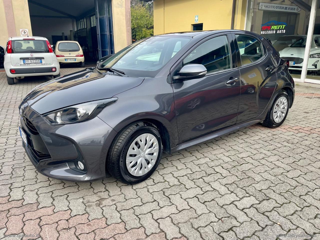 TOYOTA Yaris 1.0 5p. Business