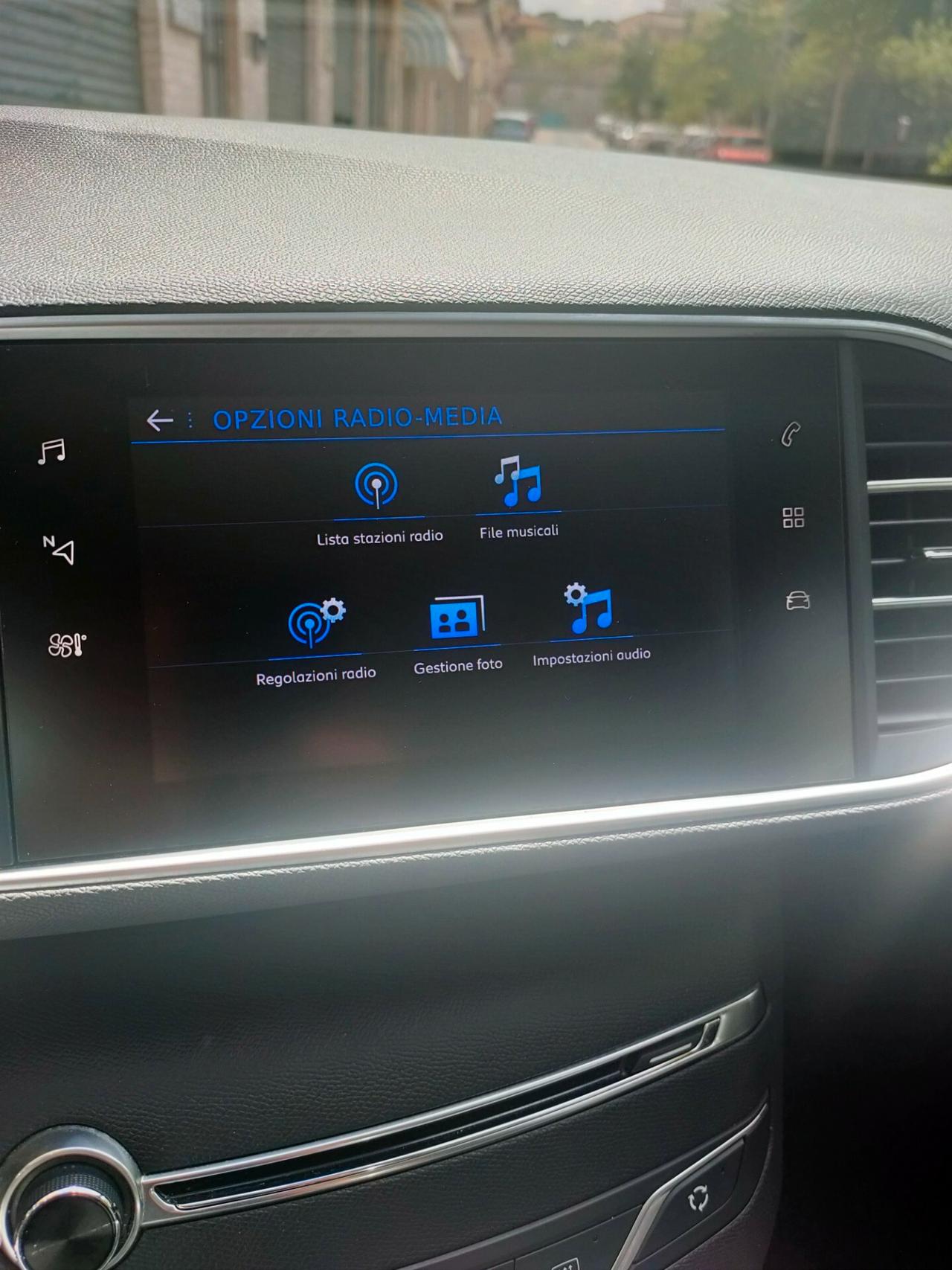 Peugeot 308 BlueHDi 100 S&S Style Allure