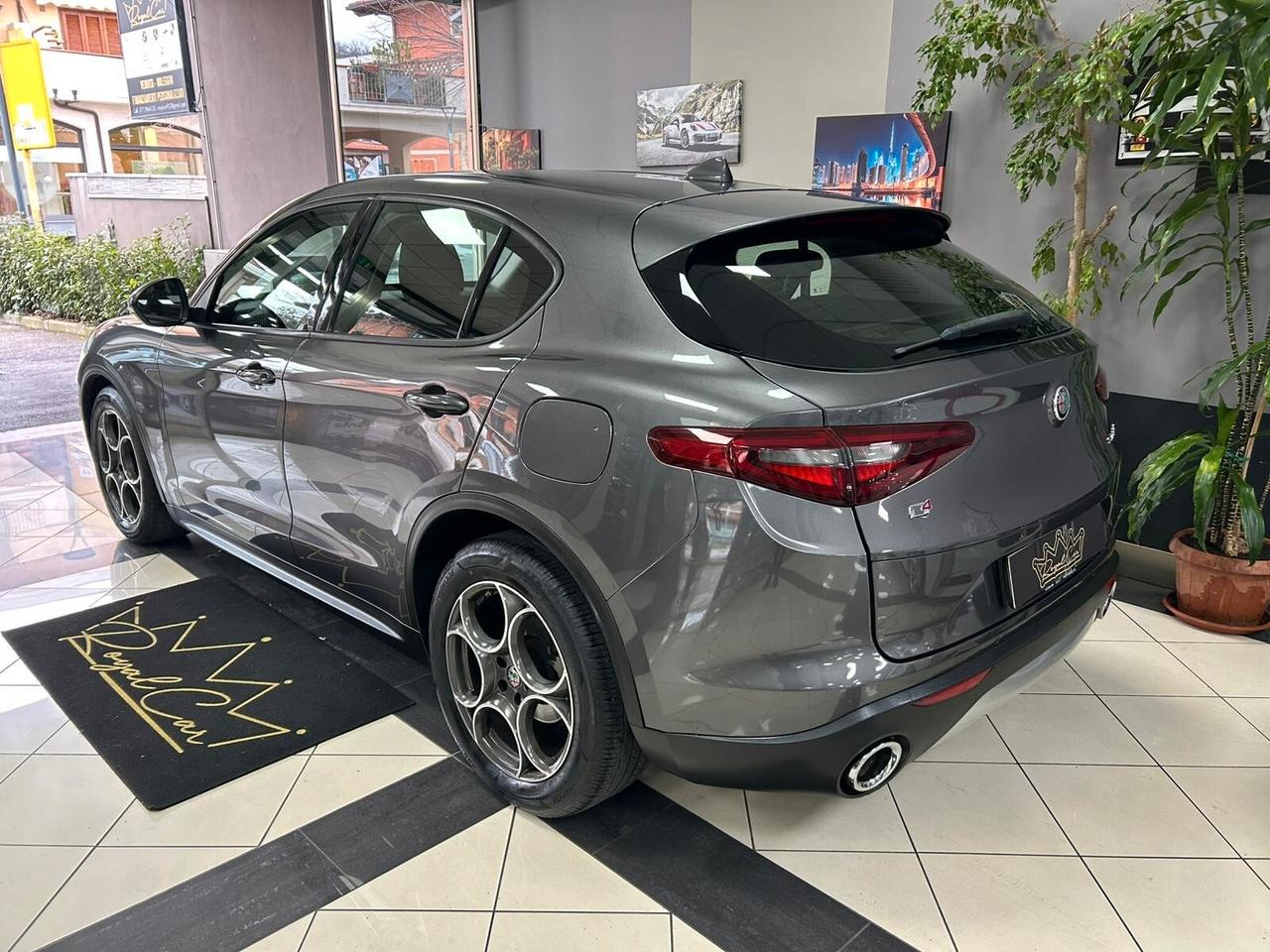 Alfa Romeo Stelvio 2.2 Turbodiesel 150 CV AT8 RWD Business