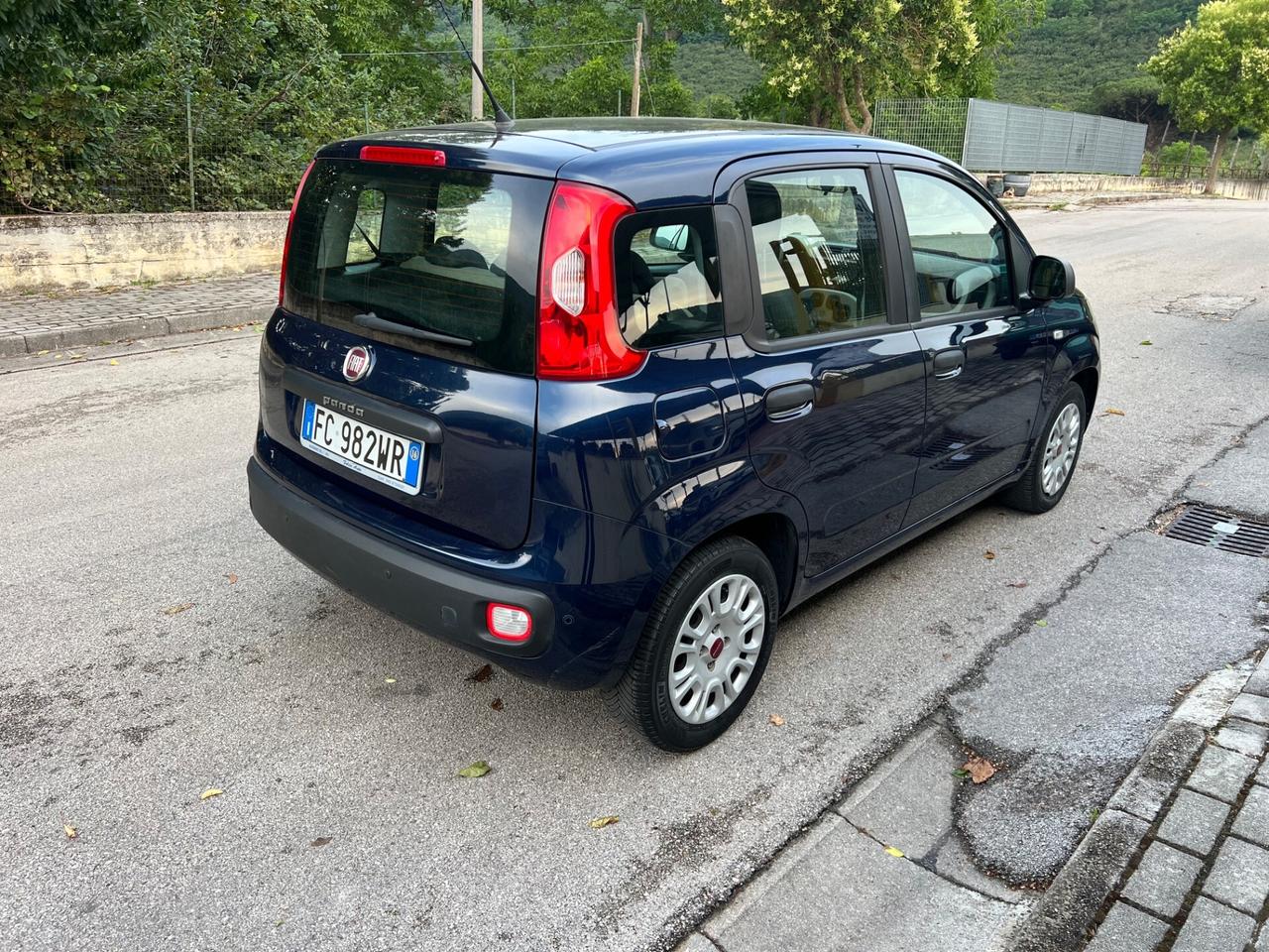 Fiat Panda 1.2 benzina 69cv Lounge 2016