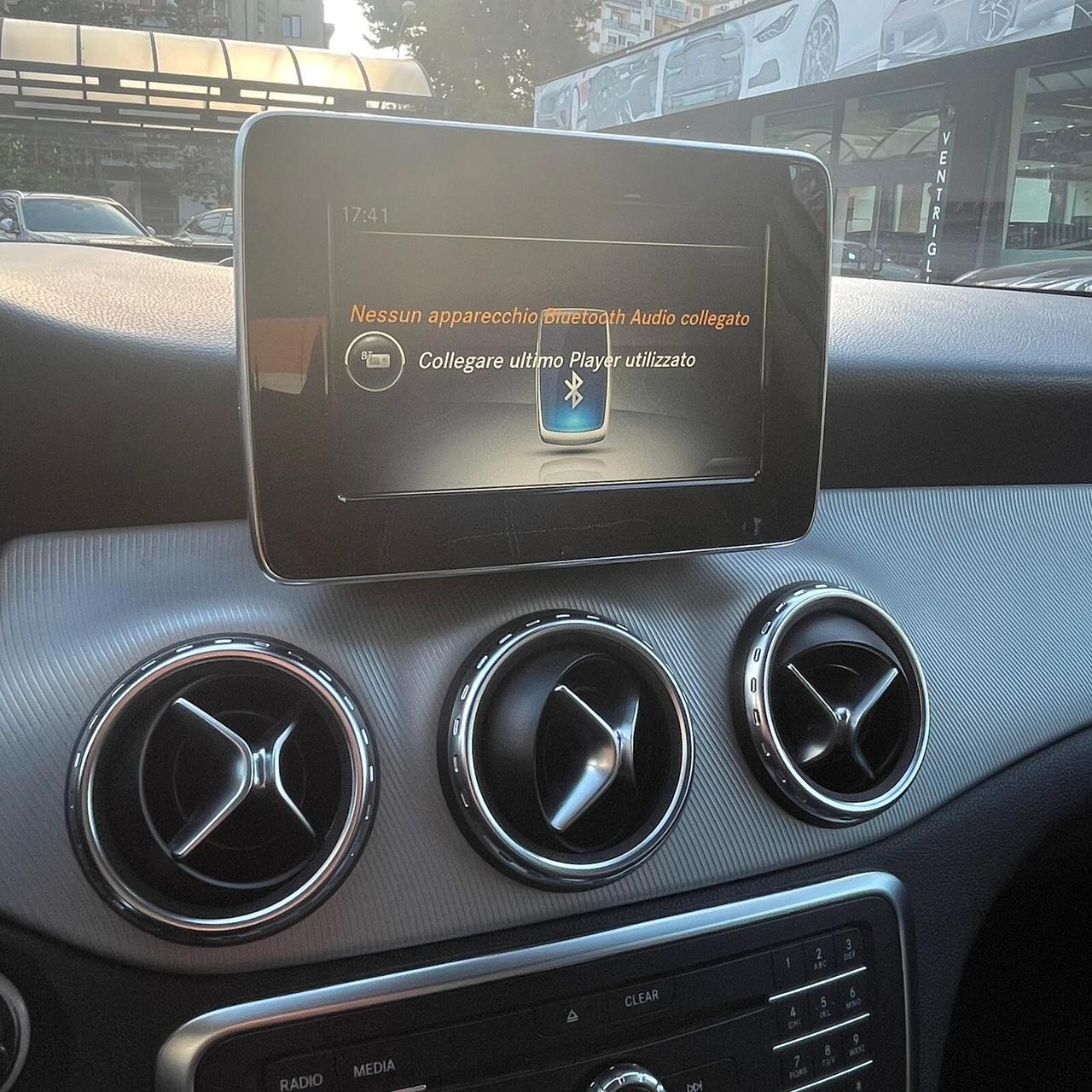 Mercedes-benz GLA 200 d Premium