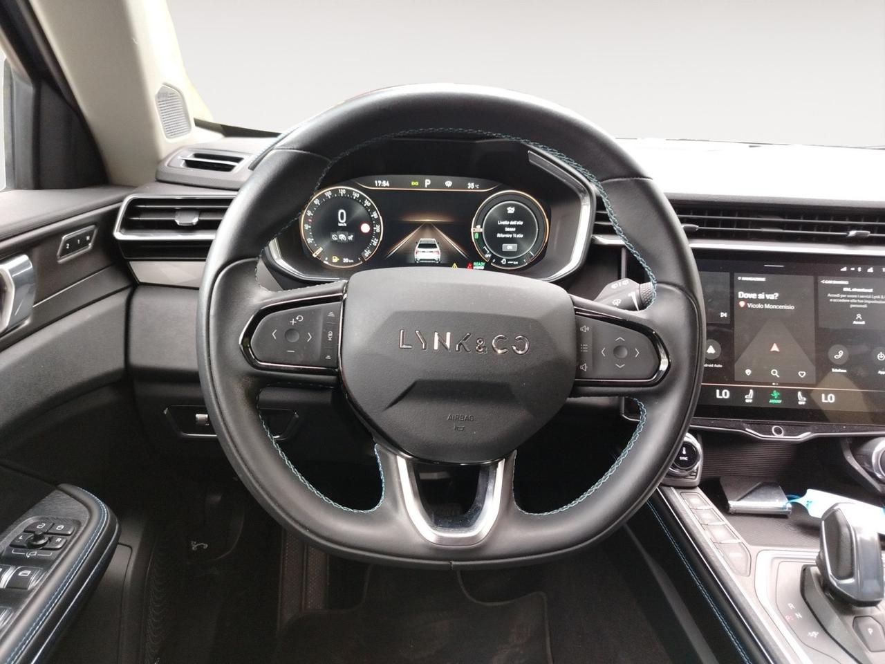 Lynk & Co 01 1.5 td phev auto