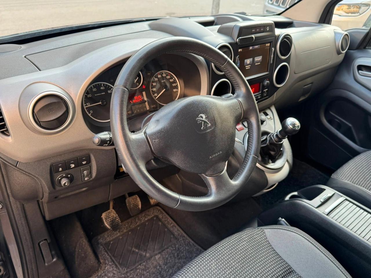 PEUGEOT PARTNER TEPEE 1.6 HDI 120 OUTDOOR 5 POSTI