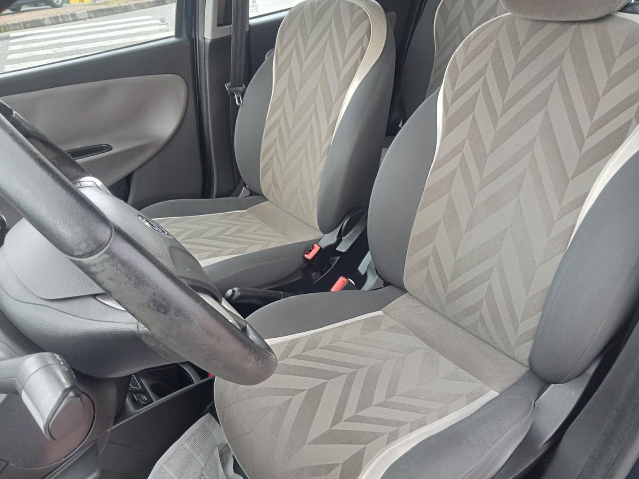 Lancia Ypsilon 1.2 69 CV 5 porte GPL Ecochic Gold