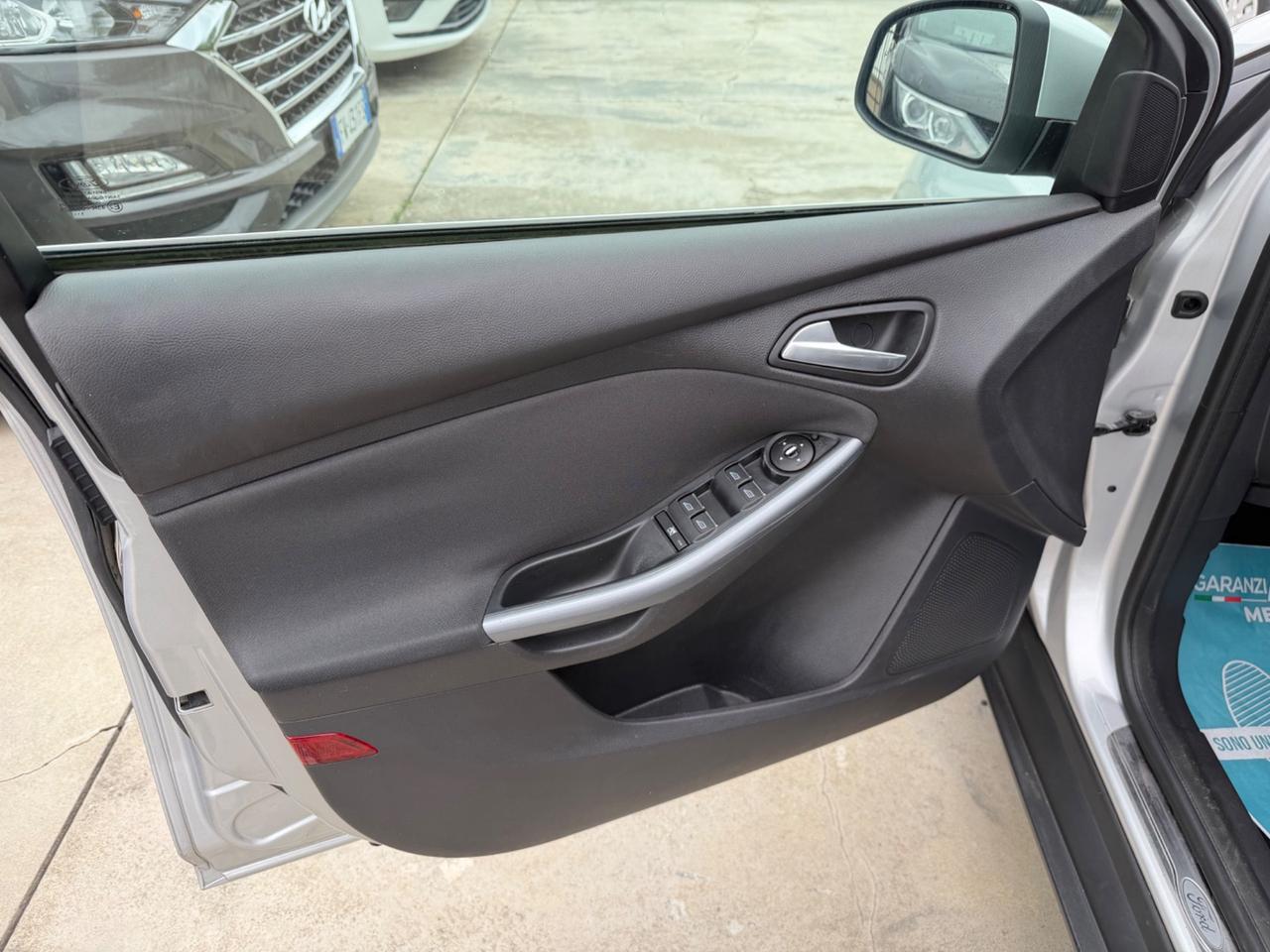 FORD FOCUS 1.6TDCI 115CV SW TITANIUM/LED-XENON