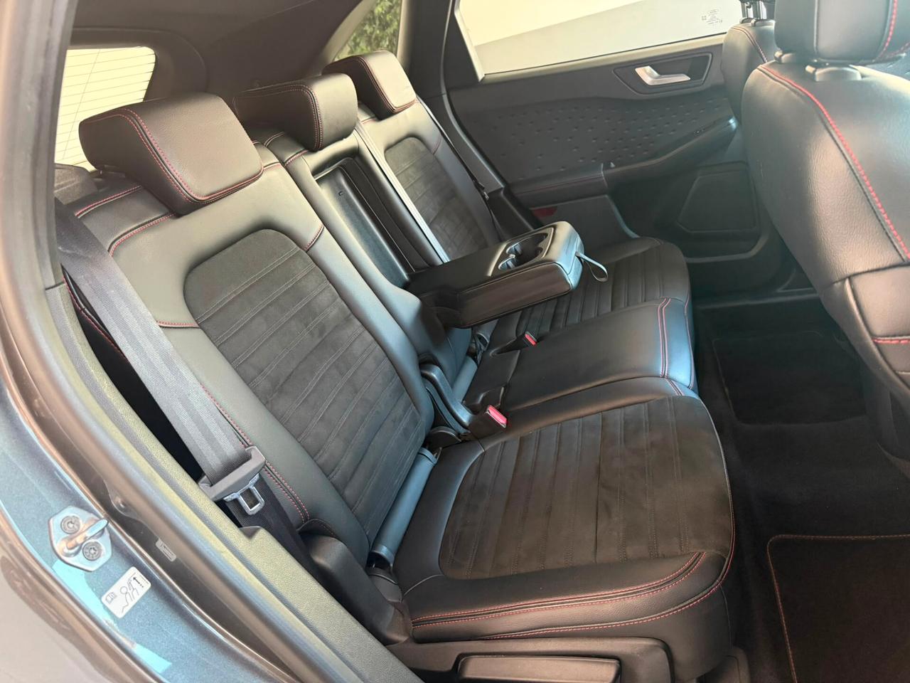 FORD KUGA ST-LINE X 1.5 DIESEL AUTOMATICA 2020