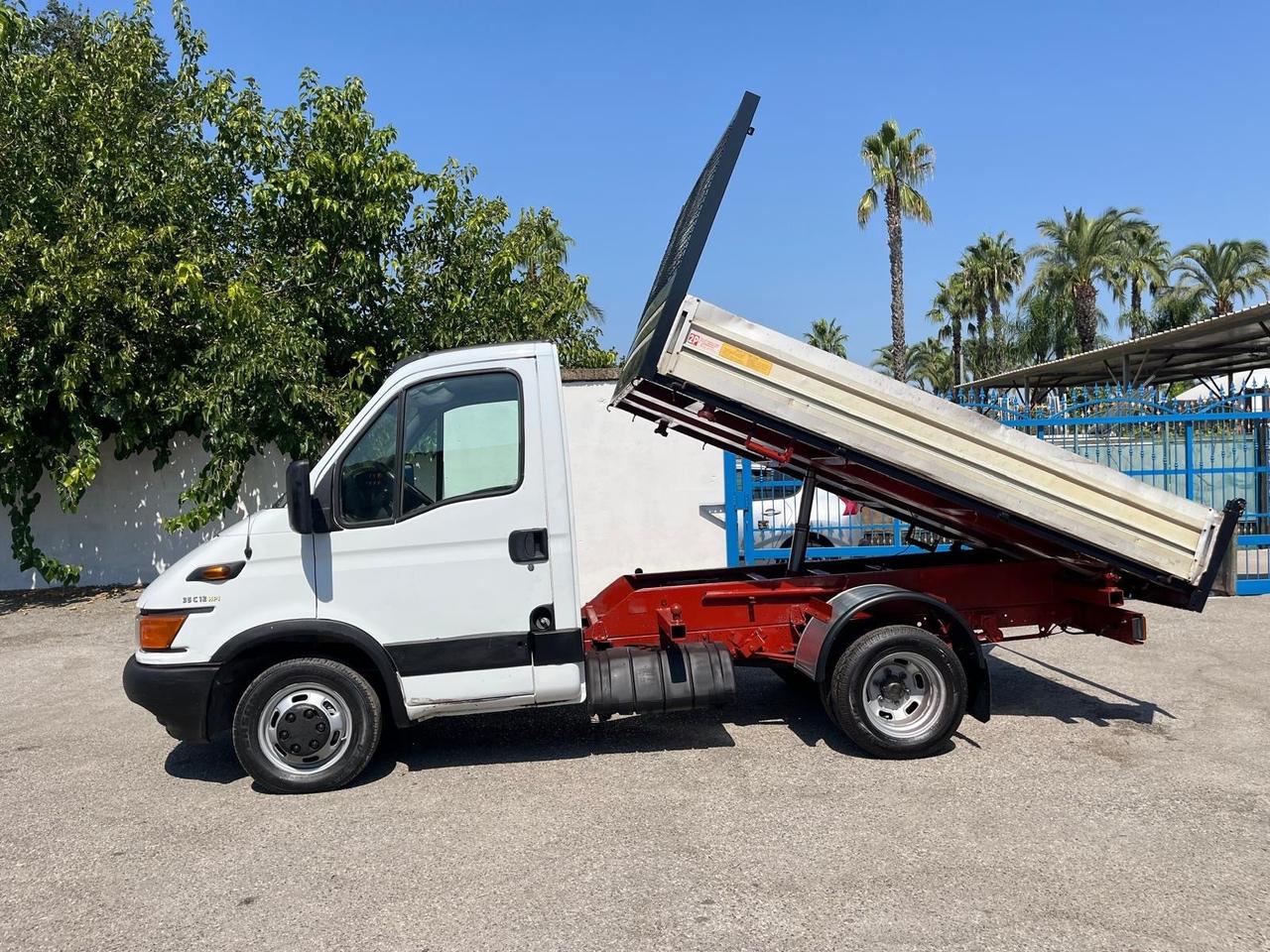 Iveco daily 35c12-2.3cc-cassone riba-2003