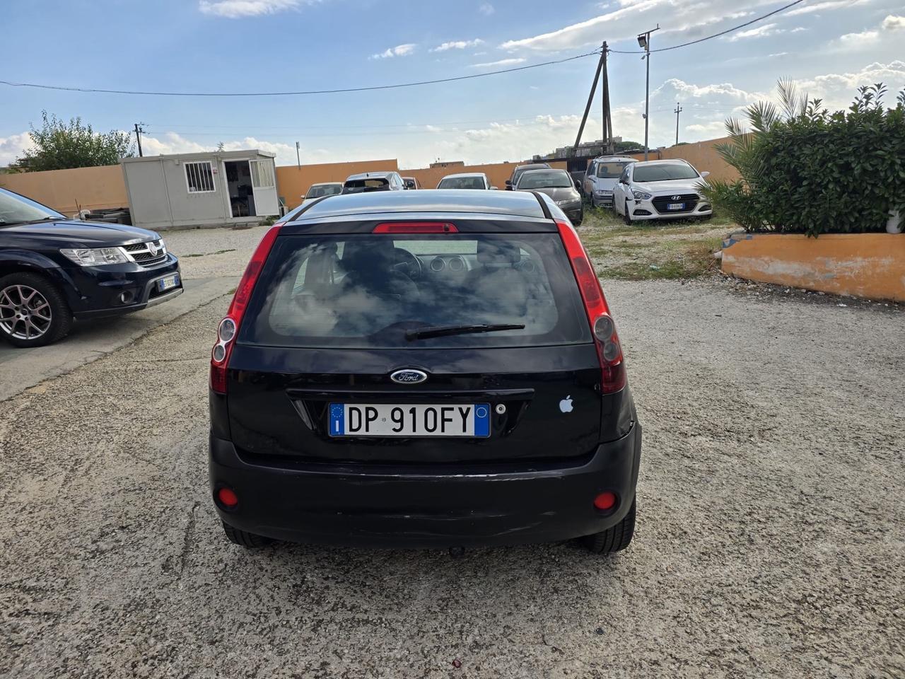 Ford Fiesta 1.6 TDCi 5p. Ghia