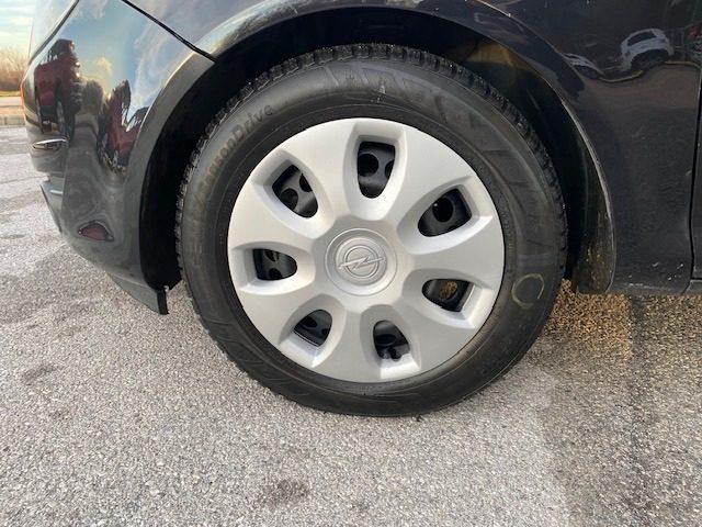 OPEL Corsa 1.2 3 porte "UNICO PROPRIETARIO"