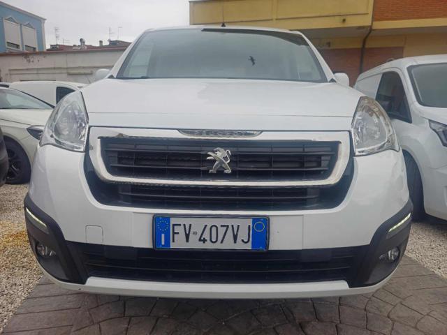 PEUGEOT Partner Tepee BlueHDi 100 4x4 Active Traction Control Plus