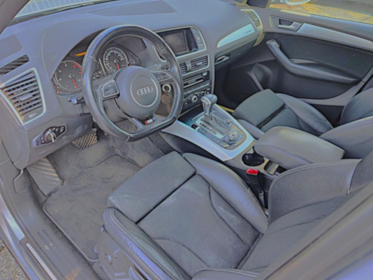 Audi Q5 3.0 TDI S Line #9625