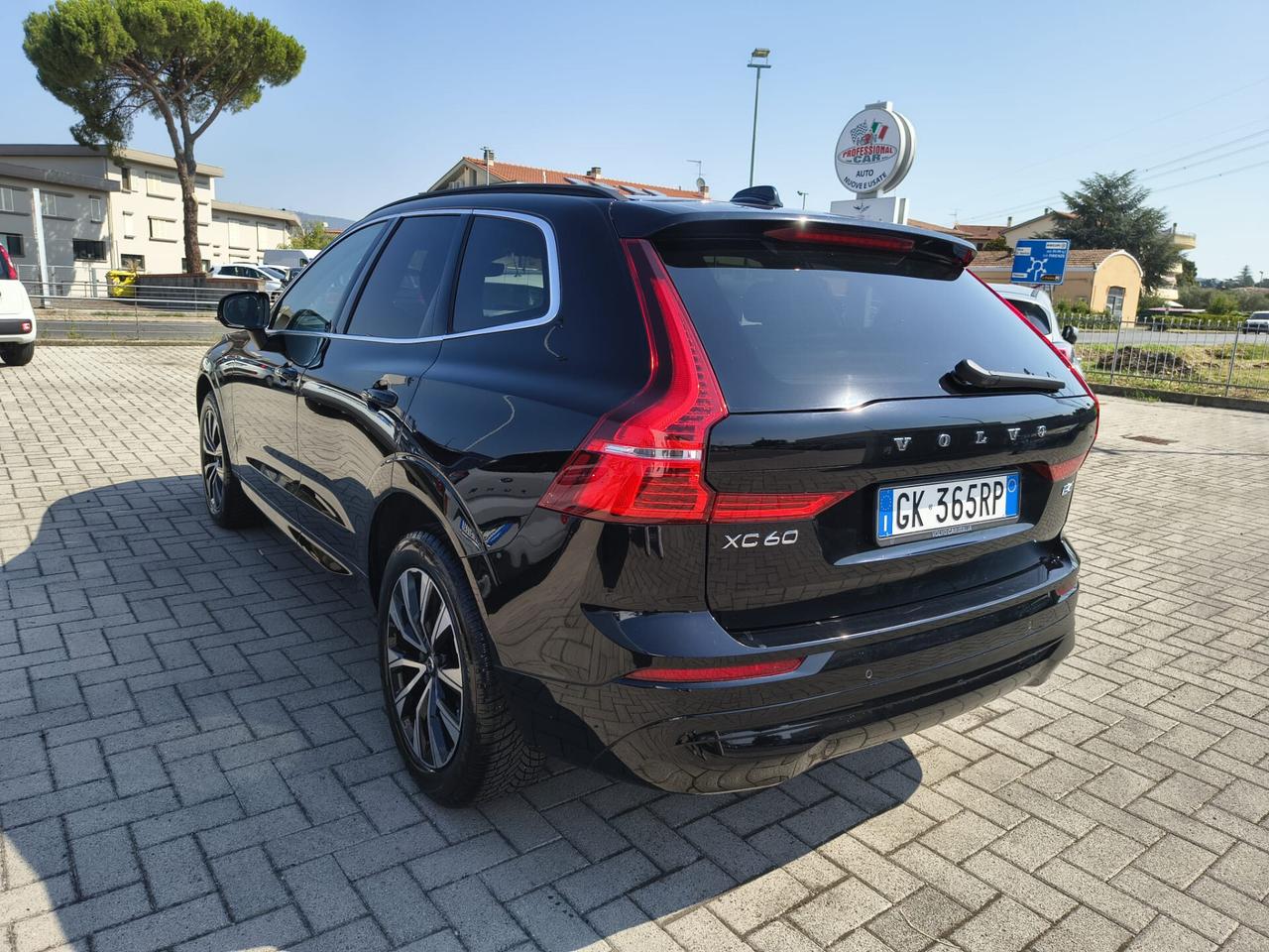 Volvo XC 60 B4 2.0 DIESEL/IBRIDA (d) AWD automatico *MILD HYBRID*