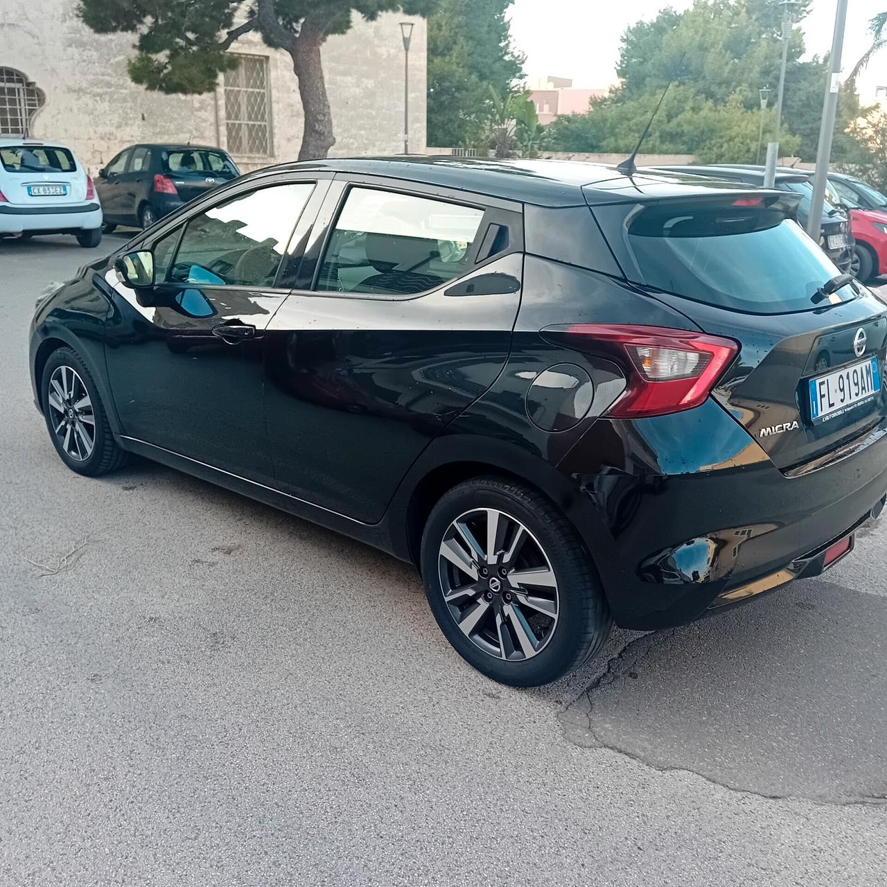 Nissan Micra 1.0L 12V 5 porte Acenta