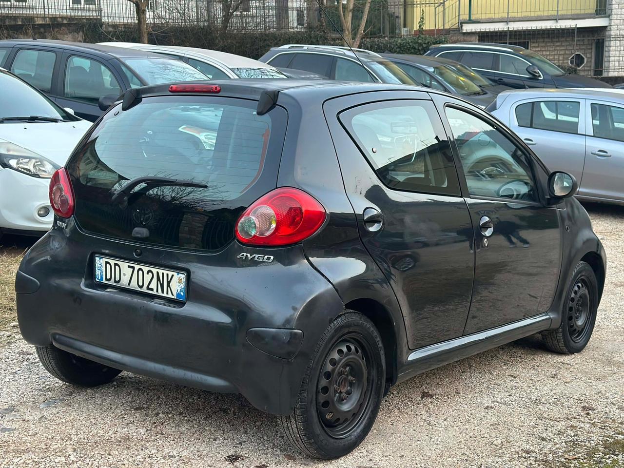 Toyota Aygo 1.0 12V VVT-i 5P NOW AUTOMATICA NEOPAT