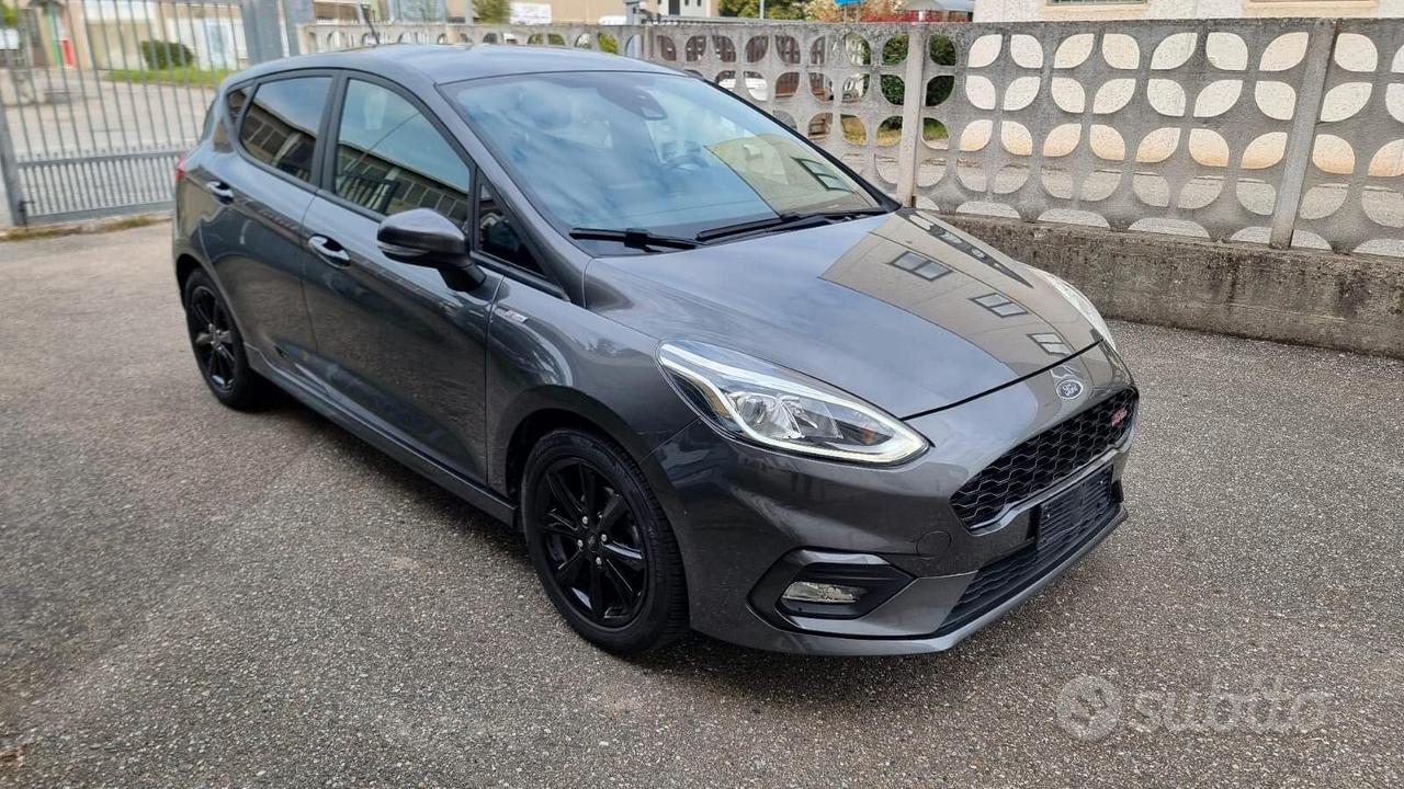Ford Fiesta 1.5 TDCi 5 porte ST-Line