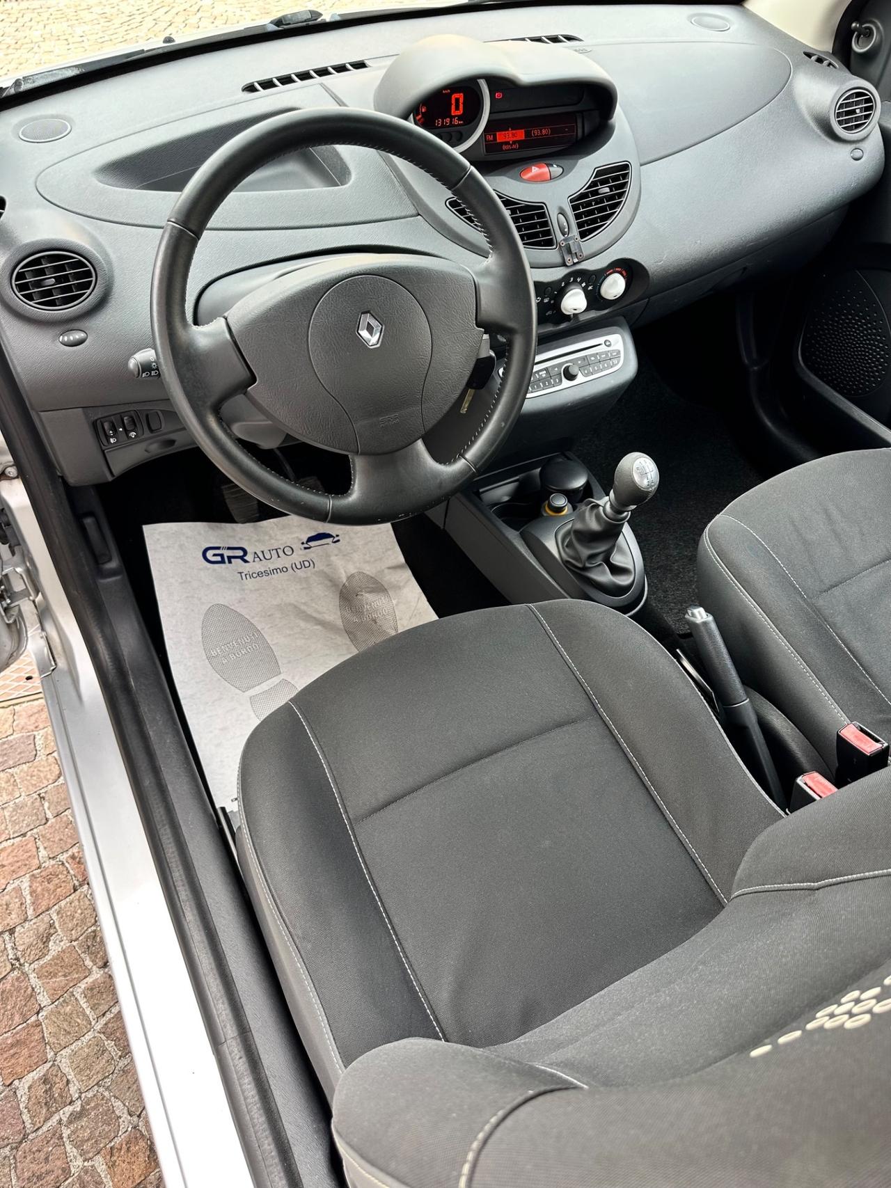 Renault Twingo 1.2Bz 75Cv - Neopatentati