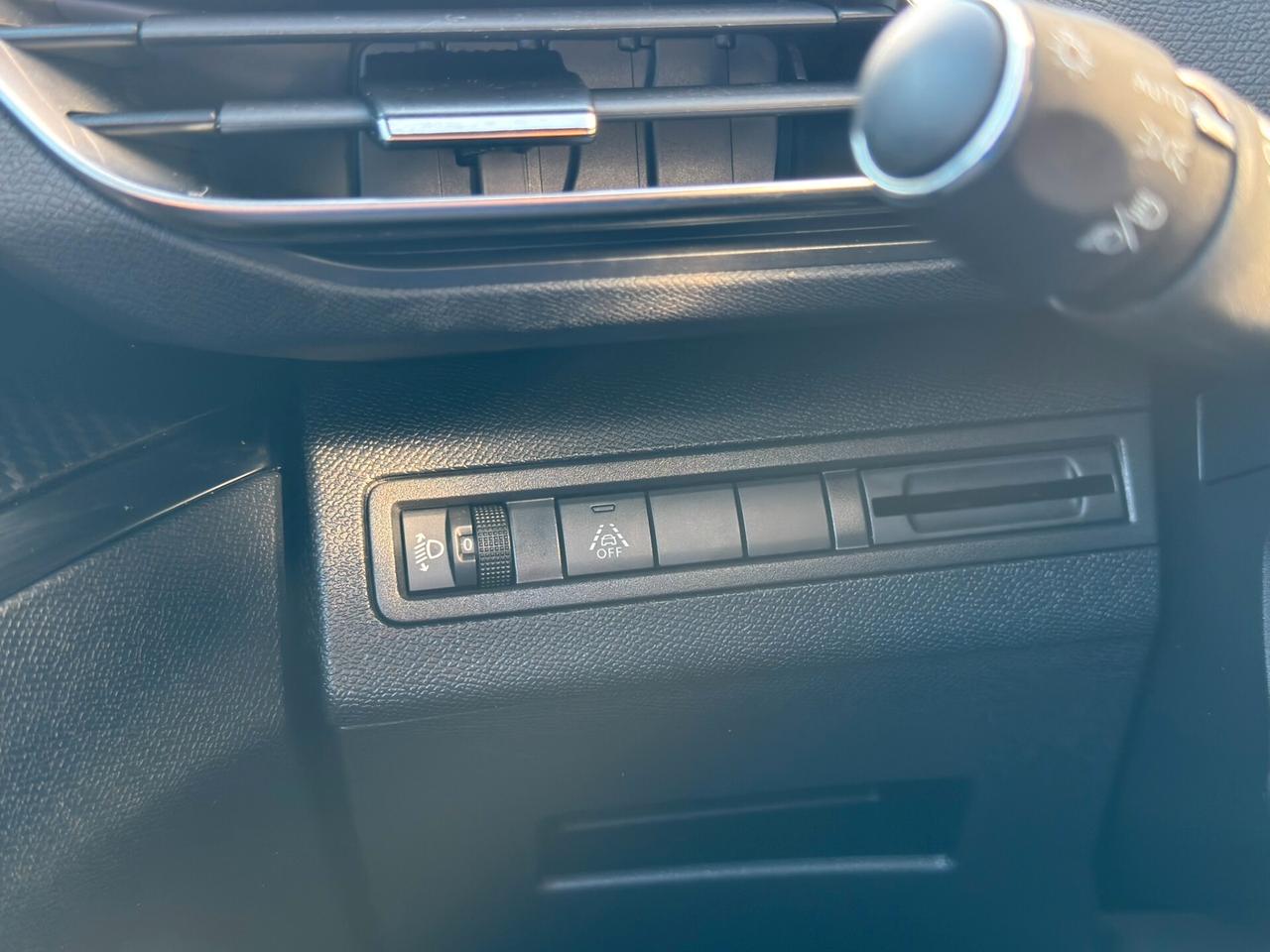 Peugeot 5008 - 7 posti - 1.5 BlueHDi 130CV Diesel Euro 6 S&S EAT8 cambio automatico - Allure Pack