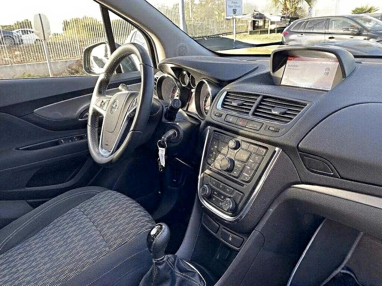 Opel Mokka 1.6 CDTI Cosmo b-Color - in arrivo !