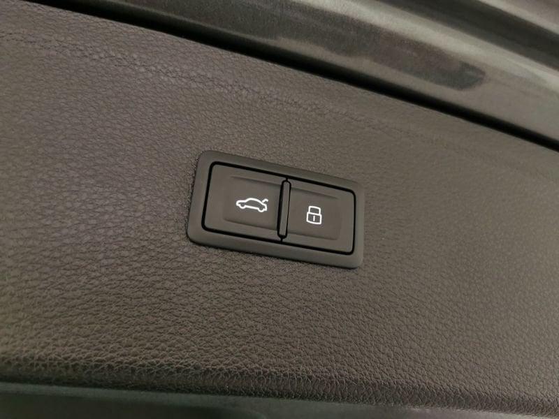 Audi Q5 40 2.0 tdi mhev 12V S line quattro s-tronic