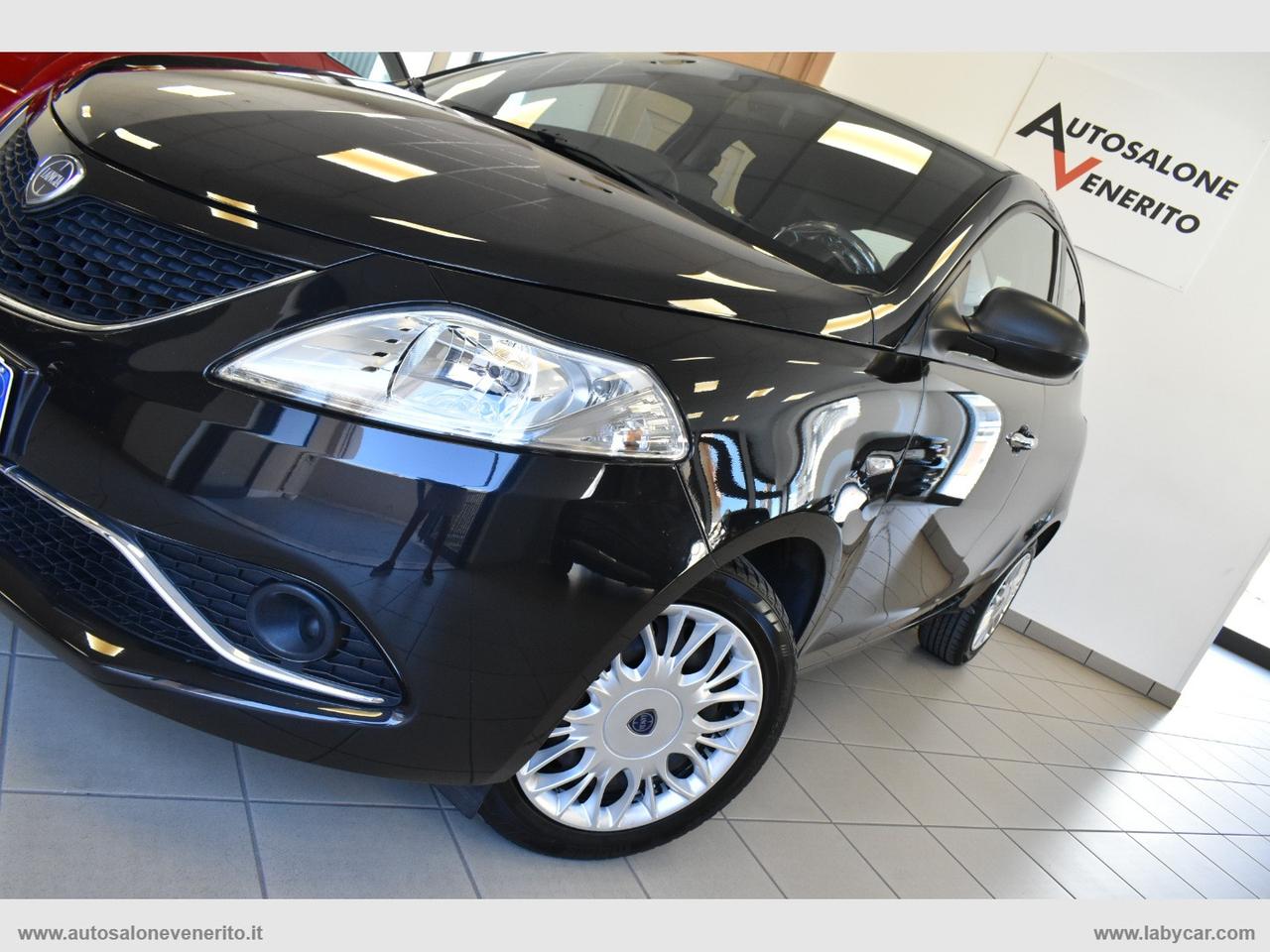 LANCIA Ypsilon 1.2 69 CV 5p. Gold