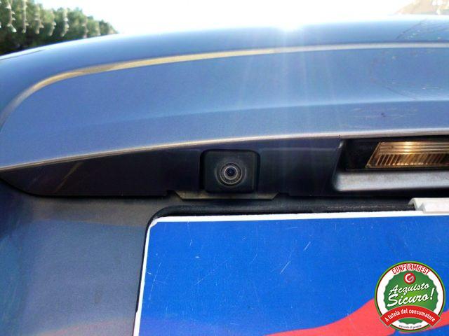 NISSAN Qashqai 2.0 dCi DPF Tekna 4X4