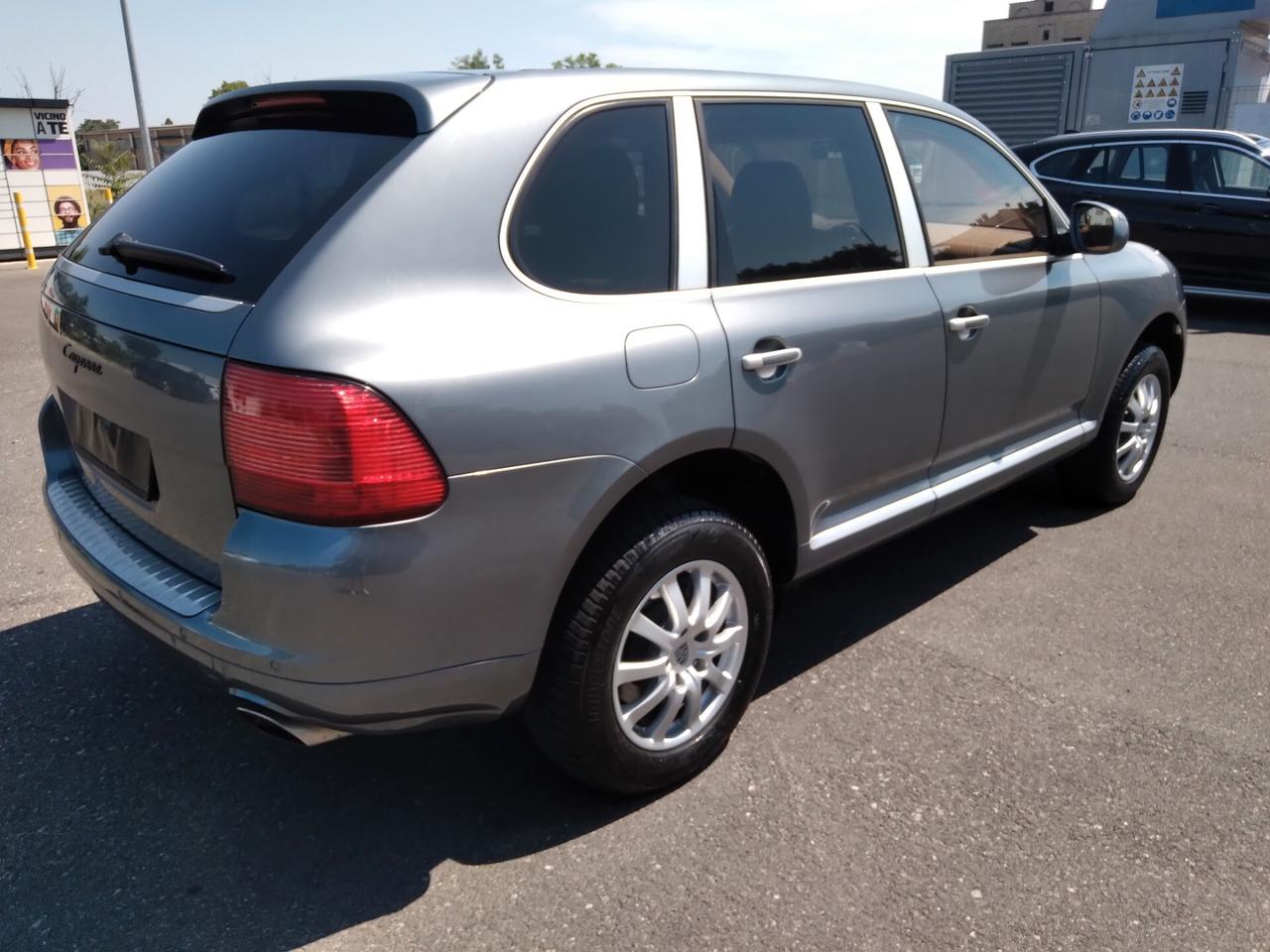 Porsche Cayenne 3.2 V6 250cv cambio manuale 6marce