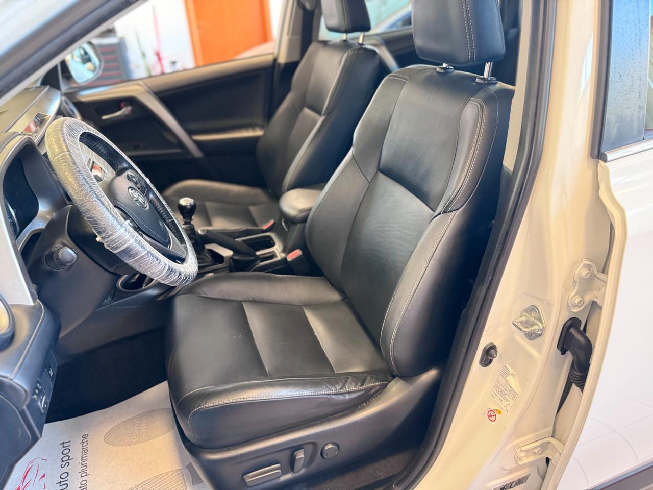 Toyota RAV 4 RAV4 2.0 D-4D 2WD Lounge