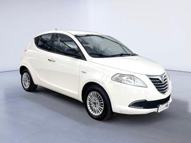 LANCIA Ypsilon 1.2 BENZ 69 CV 5 porte Gold ADATTA A NEOPATENTATI