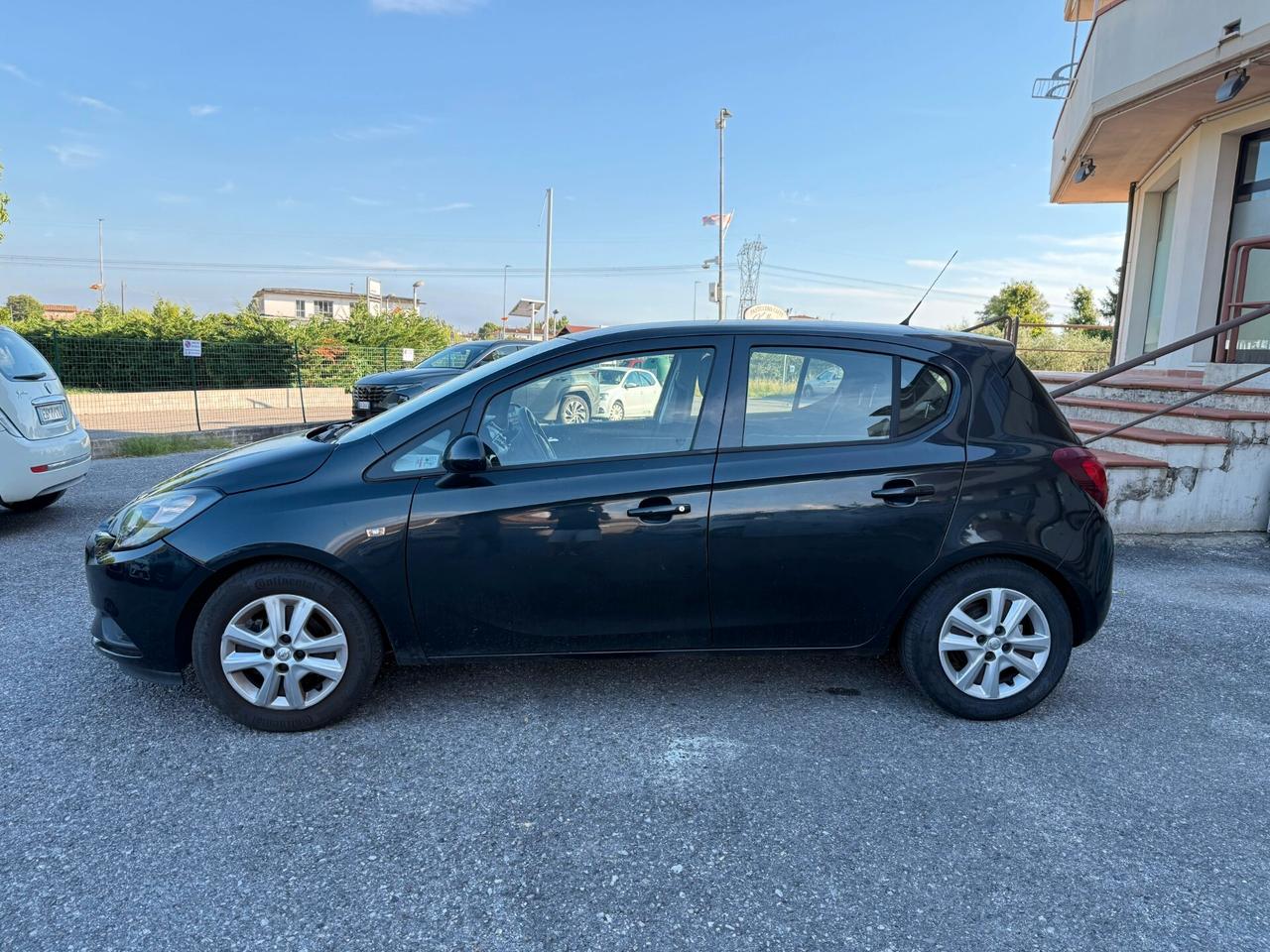 Opel Corsa 1.2 5 porte