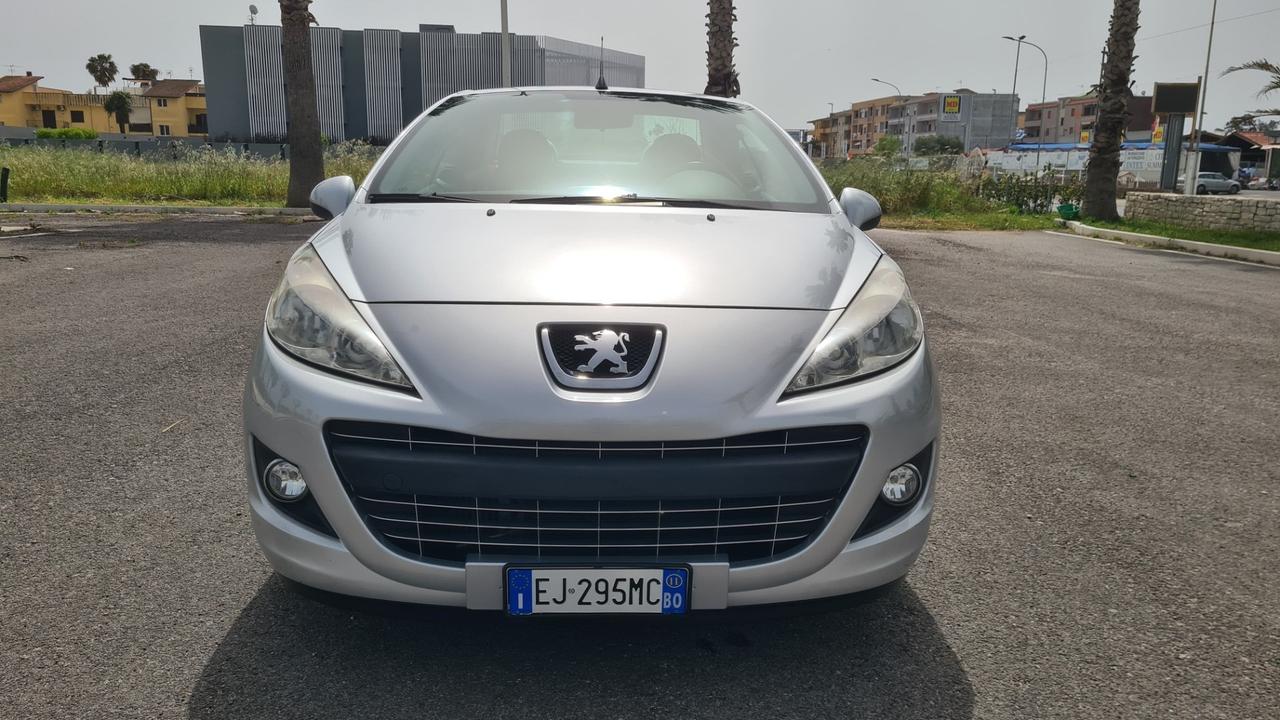 Peugeot 207 1.6 8V HDi 112CV CC Sweet Years