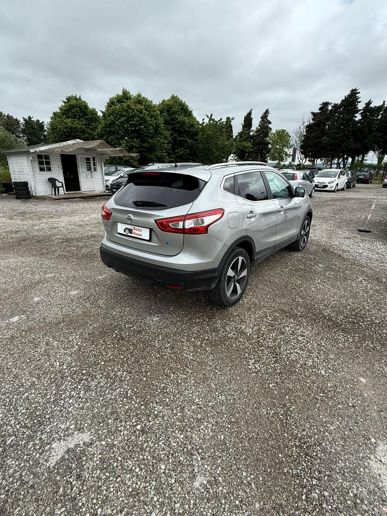 Nissan Qashqai 1.5 dCi DPF Tekna